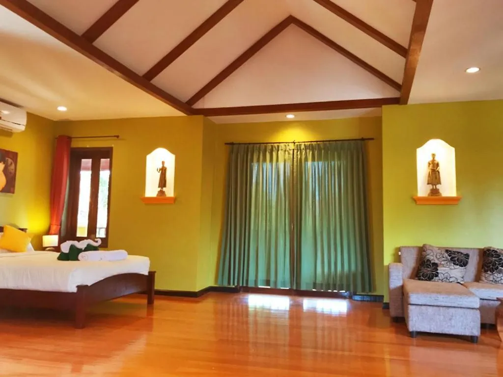 Villa Chaya Khao Lak